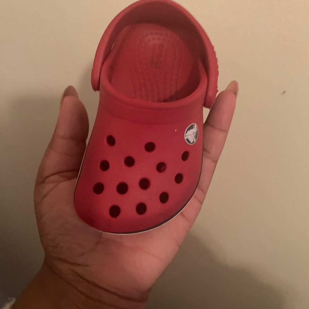 Red Crocs Toddler 4